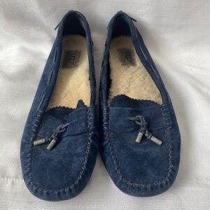 UGG Slippers Roni Women's Mocassin Loafer Shoe Flats US 9 Navy Sheepskin Lining